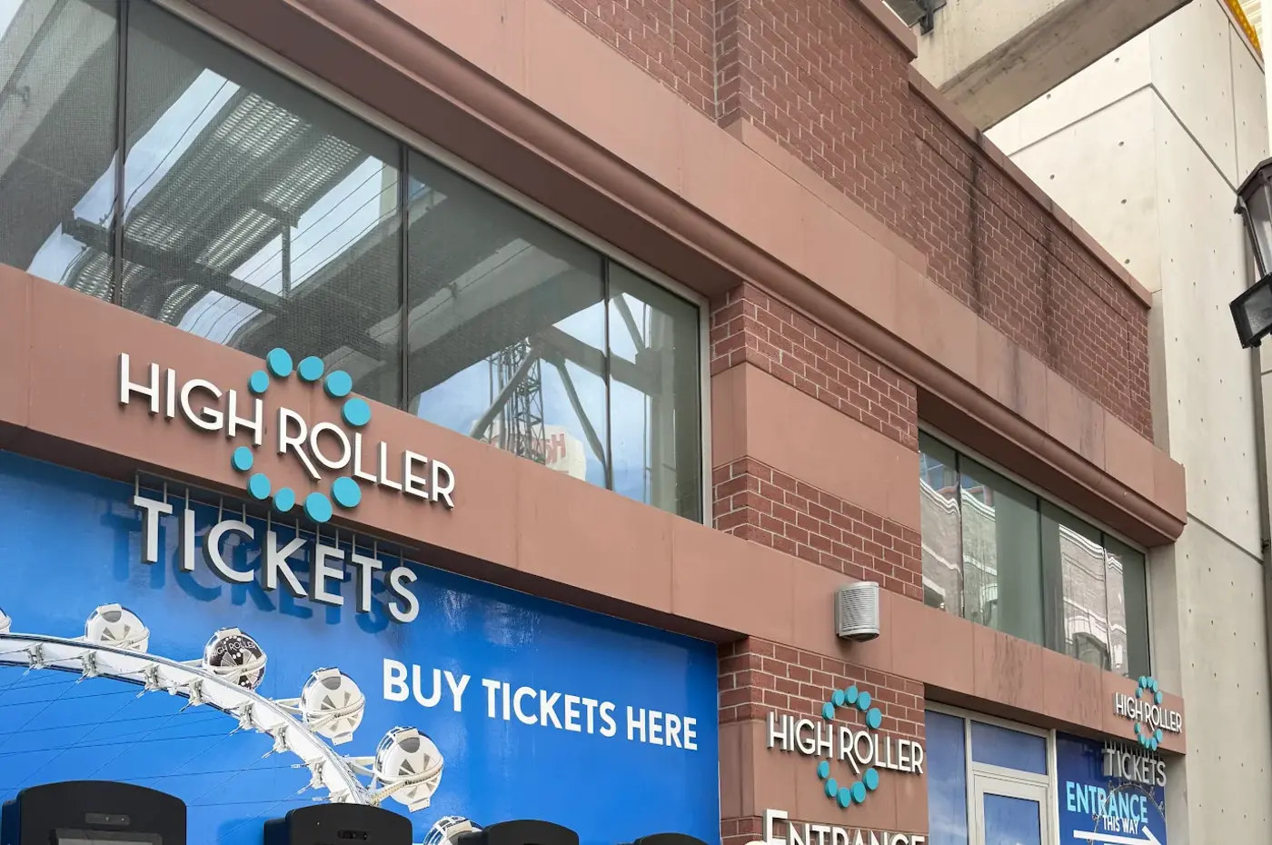 High Roller ticket entrance and kiosks at The LINQ Promenade
