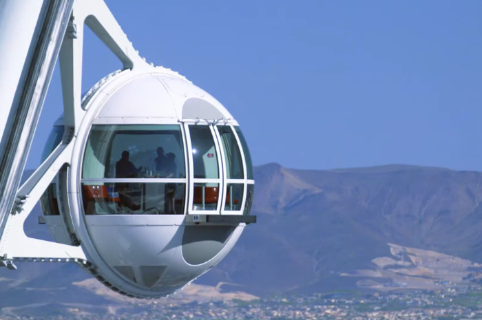 High Roller Observation Wheel Photo